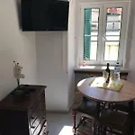 Appartamento Agulheiros - Alfama Center District Lisbona