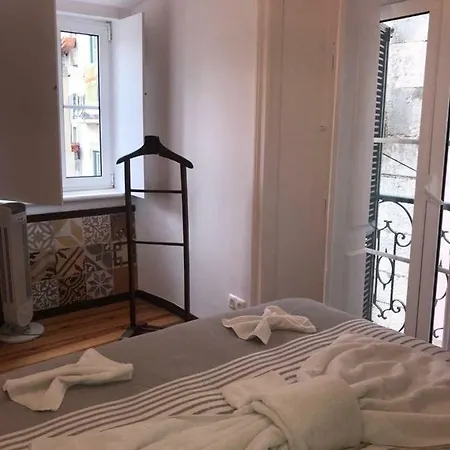 Agulheiros - Alfama Center District * Лиссабон